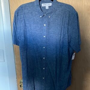NWT men’s blue linen button down
